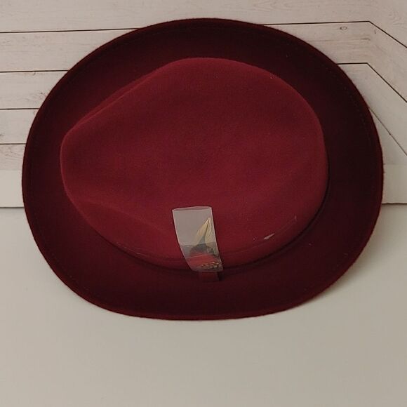 MEN'S MONTIQUE BURGUNDY 100% WOOL FELT 2 1/4" BRIM FEDORA HAT. H62 - Picture 6 of 8